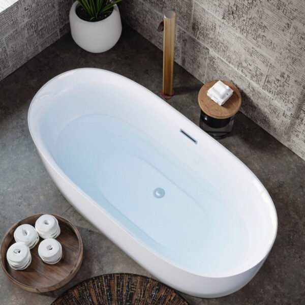 Luxury White Freestanding Oval Soaking Bathtub – Modern Spa-Style Standalone Tub