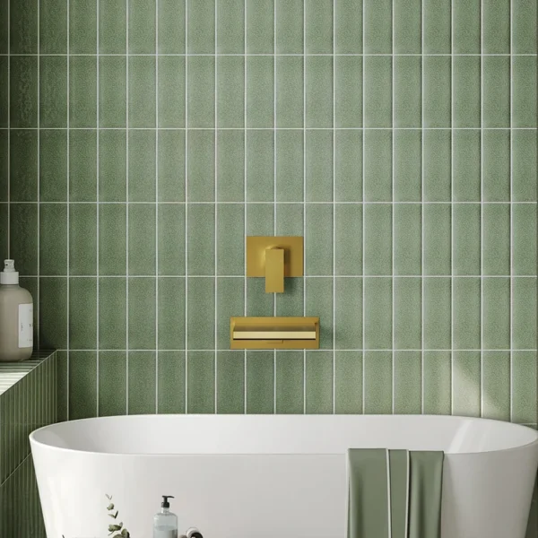 Luxury Brushed Gold Wall-Mounted Waterfall Bathtub Faucet – Modern Wide Spout Tub Filler